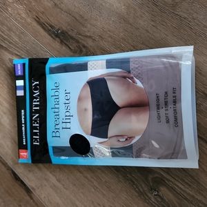 Ellen tracy NEW  4 hipster panties